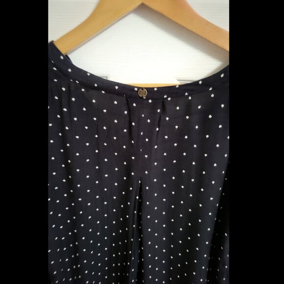 🌿Billabong Forget Me Knot Shirt Womens Medium Black White Polka Lace-Up V-Neck - Picture 7 of 11